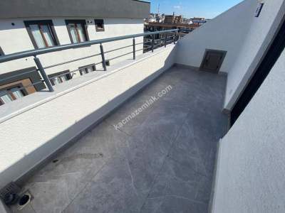 Sultanbeyli Battalgazide Sıfır 4+1 Dubleks 4 Banyolu 1