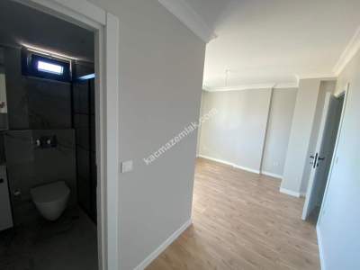 Sultanbeyli Battalgazi'de 4.Kat 2+1 Satılık Sıfır Dair 32