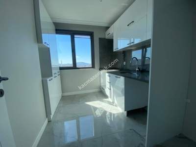 Sultanbeyli Battalgazi'de 4.Kat 2+1 Satılık Sıfır Dair 15