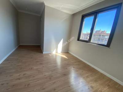 Sultanbeyli Battalgazi'de 4.Kat 2+1 Satılık Sıfır Dair 25