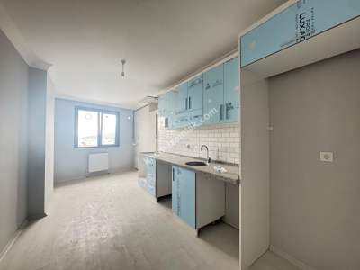 Sultanbeyli Fatih Mh. Çift Mutfaklı 4+1 Dubleks Teraslı 4