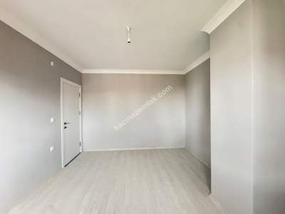 Sultanbeyli Fatih Mh. Çift Mutfaklı 4+1 Dubleks Teraslı 9