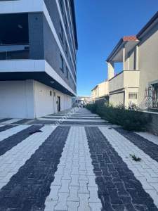 Sultanbeyli Necipfazıl Mh. 1.Kat Sıfır 2+1 Satılık Dair 24