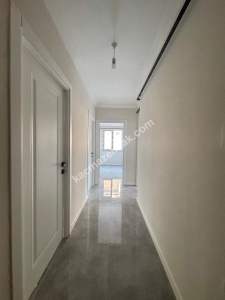 Sultanbeyli Necipfazıl Mh. 1.Kat Sıfır 2+1 Satılık Dair 3