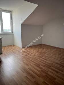 Taşpınar Sokak İçerisinde 180 M2 4+1 Dubleks Daire 32