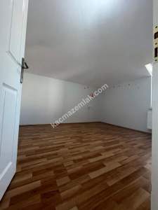 Taşpınar Sokak İçerisinde 180 M2 4+1 Dubleks Daire 28