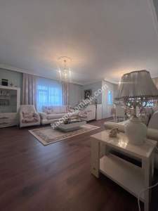 Ümraniye Serakent Sitesinde Satılık 3+1 Daire 3