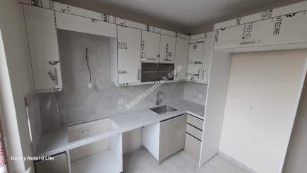 Kaçmaz Emlak Ümraniye’den Ümraniye Esenevler Mahallesin 12