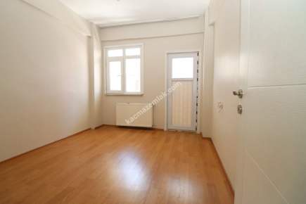 Ümraniye Esenkent Mah. Satılık 2+1 Ara Kat Daire 19