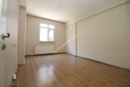 Ümraniye Esenkent Mah. Satılık 2+1 Ara Kat Daire 2