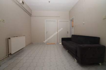 Ümraniye Esenkent Mah. Satılık 2+1 Ara Kat Daire 28