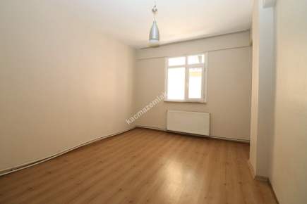 Ümraniye Esenkent Mah. Satılık 2+1 Ara Kat Daire 14