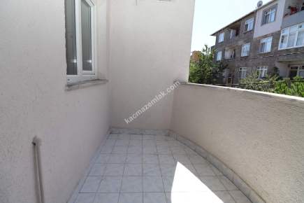 Ümraniye Esenkent Mah. Satılık 2+1 Ara Kat Daire 23