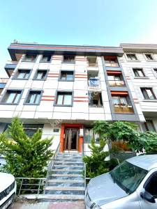 Ümraniye İstiklal Mh Yeni Bina 2+1 Arakat Satılık Daire