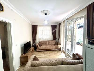 Ümraniye İstiklal Mh Genç Bina 2+1 Bahçeli İskanlı Satı 4