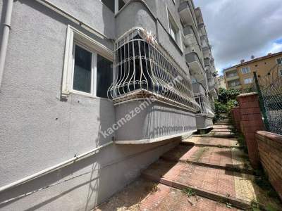 Ümraniye Ekşioğlu Birlik Sitesinde 3+1 Balkonlu Kombili 22