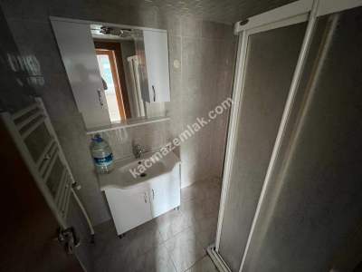 Ümraniye Ekşioğlu Birlik Sitesinde 3+1 Balkonlu Kombili 10