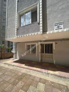 Ümraniye Ekşioğlu Birlik Sitesinde 3+1 Balkonlu Kombili 26