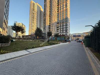 Avrupa Konutları Yamanevlerde Büyük Teraslı Özel 4+1 7