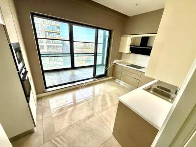 Avrupa Konutları Yamanevlerde Büyük Teraslı Özel 4+1 20