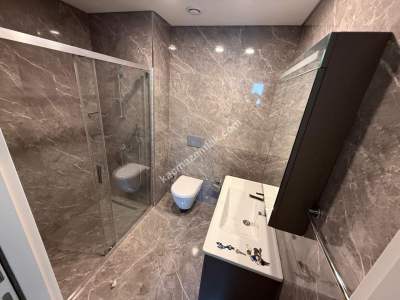 Avrupa Konutları Yamanevlerde Büyük Teraslı Özel 4+1 34