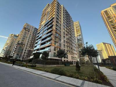 Avrupa Konutları Yamanevlerde Büyük Teraslı Özel 4+1 5