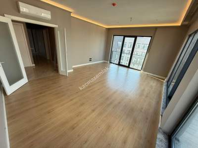 Avrupa Konutları Yamanevlerde Büyük Teraslı Özel 4+1 17