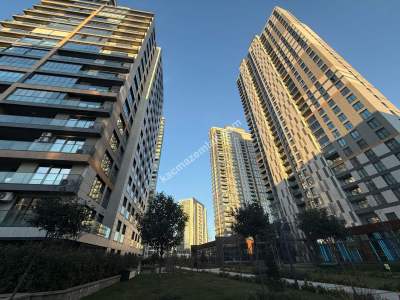 Avrupa Konutları Yamanevlerde Büyük Teraslı Özel 4+1 6