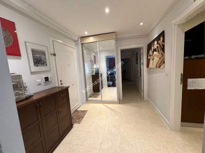 Acıbadem Nişantaşında, 2007 Yapımı, Bahçeli, 250 M2 25