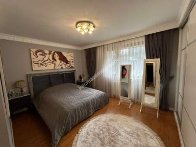 Acıbadem Nişantaşında, 2007 Yapımı, Bahçeli, 250 M2 26