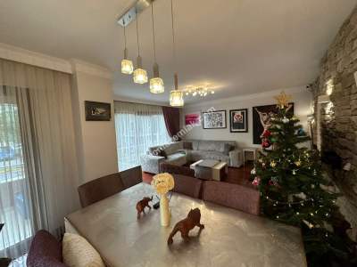 Acıbadem Nişantaşında, 2007 Yapımı, Bahçeli, 250 M2 4