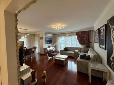 Acıbadem Nişantaşında, 2007 Yapımı, Bahçeli, 250 M2 36