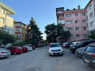 Acıbademin En Geniş Sokağında Önü Kapanmaz Açıklıkta3+1