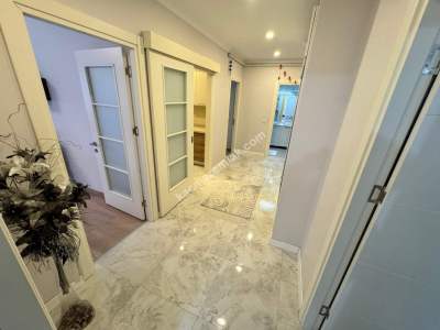 Acıbademde Arakat Koru Manzaralı 12+ M2 Net Satılık 3+1 16