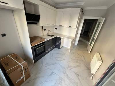 Acıbadem Yaprak Sokakta Sıfır Binada Öncephe Satılık3+1 16