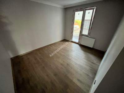 Acıbadem Yaprak Sokakta Sıfır Binada Öncephe Satılık3+1 4