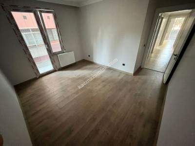 Acıbadem Yaprak Sokakta Sıfır Binada Öncephe Satılık3+1 8