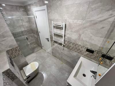 Acıbadem Yaprak Sokakta Sıfır Binada Öncephe Satılık3+1 18