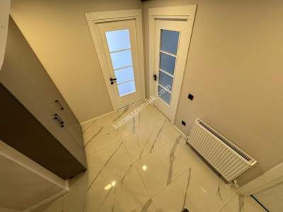 Acıabdemde Ön Cephede 180 M2 Net Satılık 5+1 Dubleks 26