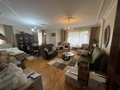 Acıbadem Nişantaşında 150 M2 Net Geniş Satılık 3+1Daire 2