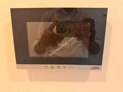 Acıbademde Sıfır Binada Ön Cephe Arakat Satılık 2+1 26