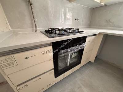 Acıbademde Sıfır Binada Ön Cephe Arakat Satılık 2+1 19