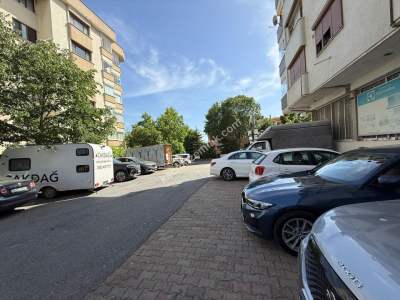 Acıbadem Günal Sokakta, Önü Açık, 150 M2 Satılık,Boş 21