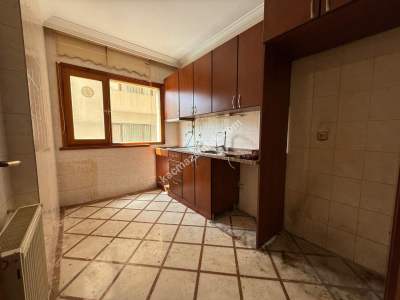 Acıbadem Günal Sokakta, Önü Açık, 150 M2 Satılık,Boş 14