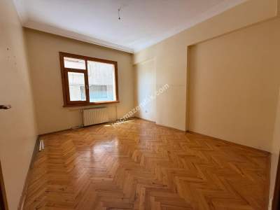 Acıbadem Günal Sokakta, Önü Açık, 150 M2 Satılık,Boş 6