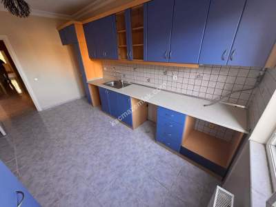 Üsküdar Acıbademde Genç Binada 150 M2 Satılık 3+1 Daire 6