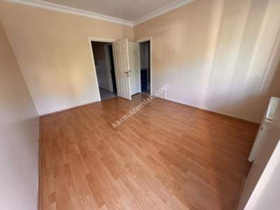 Üsküdar Acıbademde Genç Binada 150 M2 Satılık 3+1 Daire 15