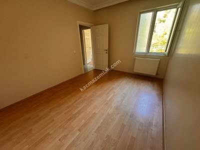 Üsküdar Acıbademde Genç Binada 150 M2 Satılık 3+1 Daire 11