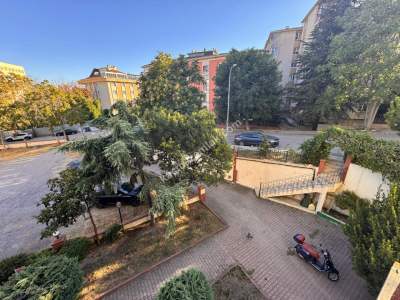 Üsküdar Acıbademde Genç Binada 150 M2 Satılık 3+1 Daire 24