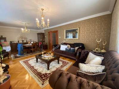 Üsküdar Acıbademde, İçi Full Yapılı, 4+1 Satılık Arakat 22